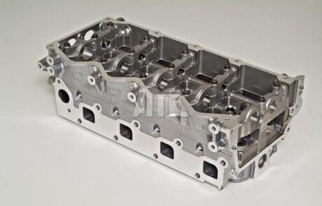 Головка блока цилиндров NISSAN YD25 COMMON RAIL AMC 908510