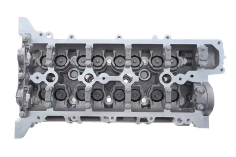 Головка блока цилиндров (с клапанами) MB Citan 1.2 (M200) 13-/Renault Kangoo II 1.2 TCE 16- (Euro 5/6) AMC 910138