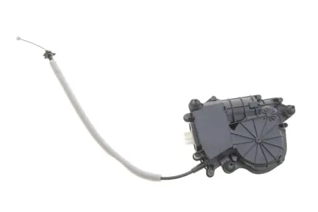 Замок кришки багажного відділення з сервоприводом AUTOTECHTEILE 7 105 125