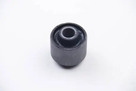 Втулка зад. ам-тора нижняя Ø42.2x14x40 VW T5 03- BC GUMA BC0265
