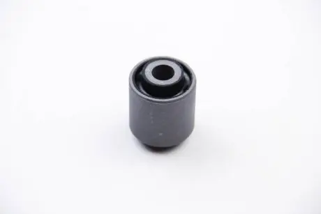 Сайлентблок зад. ниж.поперечного важеля зовн. Mazda 3/5 1.4-2.0 03/Ford Focus 04- BC GUMA BC1517