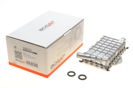 Радіатор оливний BOGAP C4222102