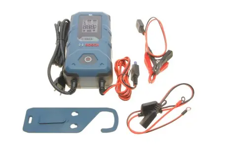 Зарядний пристрій C80-Li (6V/12V) (14Ah до 400Ah) 15A (EFB/GEL/VRLA/AGM/LiFePO4) з підтримкою заряду BOSCH 0189921080