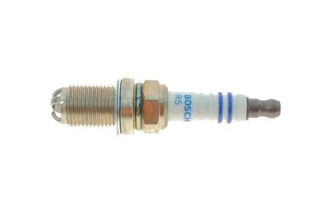 Свічка запалювання BOSCH 0 242 235 748