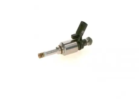 Форсунка топливная (бензиновая) Audi A3, A5, VW Passat 2.0 FSI, 04-18 BOSCH 0 261 500 01A