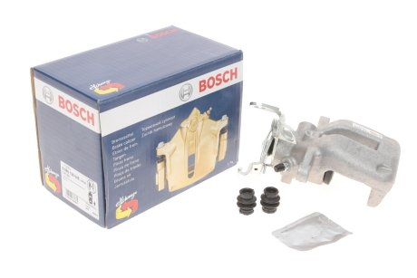 Суппорт задний правый BOSCH 0 986 135 048