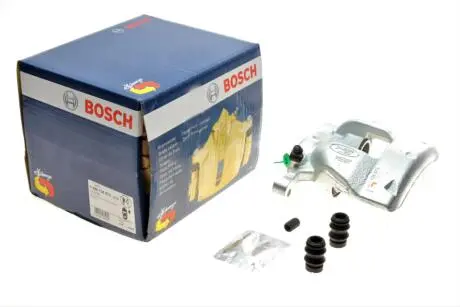 Супорт переднiй правий BOSCH 0 986 135 573