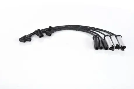 Комплект высоковольтных проводов BOSCH 0 986 356 739