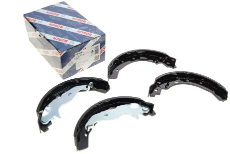 Тормозные колодки барабанные BOSCH 0 986 487 767
