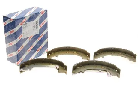 Колодки тормозные барабанные BOSCH 0 986 487 810