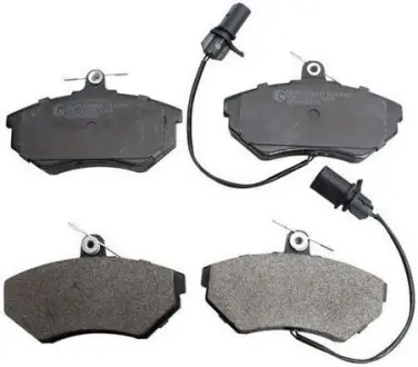 Колодки гальмівні передні Audi A4 1.6-3.0 00-04,VW Passat Denckermann B110042