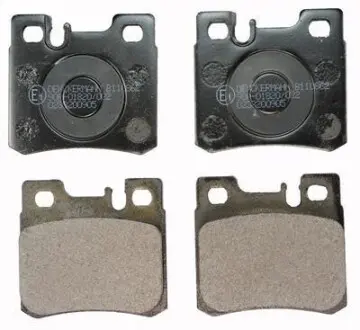 Тормозные колодки задние MB 190 (W201), CLK (C208), C (W202), E (W124, W210), S (W126, W140), SL (R129) 1.8-6.0 85-02 Denckermann B110862