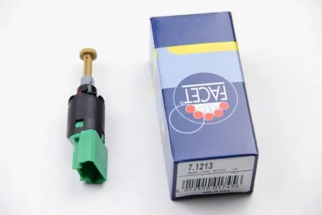 Датчик стоп-сигнала Berlingo 08-/Jumpy 07-/C4/C5 04-/307 00- FACET 7.1213