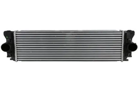 Радиатор интеркулера MB Sprinter 06- FAST FT55529