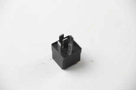 Фото реле DB Sprinter /LT (сигнала, ТНВД) HELLA 4RD 007 794-021 Реле DB Sprinter /LT (сигнала, ТНВД) HELLA 4RD 007 794-021