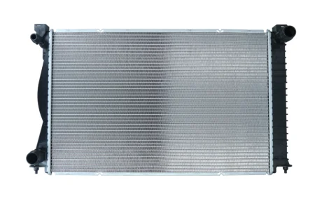 Радиатор охлаждения KAMOKA 7700063