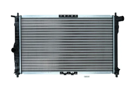 Радиатор охлаждения KAMOKA 7705017