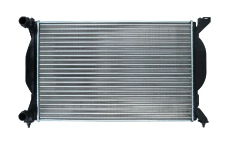 Радиатор охлаждения AUDI A4 00-09/A6 01-05/SEAT EXEO 08-13 KAMOKA 7705120