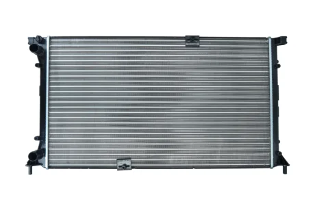 Радиатор охлаждения NISSAN PRIMASTAR 01-/OPEL VIVARO A 03-10/RENAULT TRAFIC -06 KAMOKA 7705156