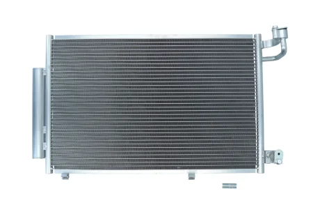 Радiатор кондицiонера FORD FIESTA 08- KAMOKA 7800042