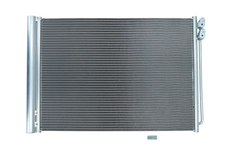 Радiатор кондицiонера BMW 5(F07,F10,F11)09-17/6(F06,F12,F13)11-18/7(F01,F02) 08-15 KAMOKA 7800043