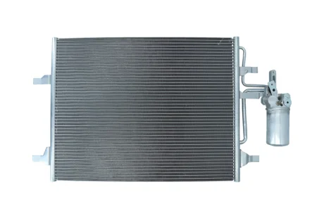 Радiатор кондицiонера VOLVO S60 10-18/S80 06-16/V60 10-/V70 11-/XC60 08-/XC70 11- KAMOKA 7800055