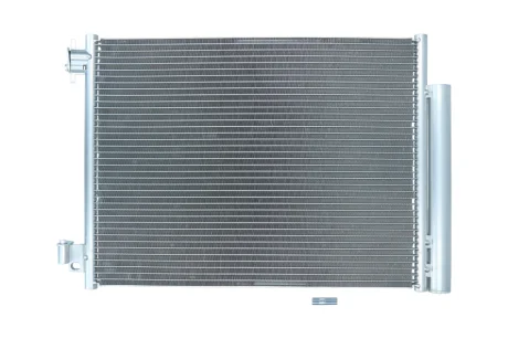 Радiатор кондицiонера DACIA DOKKER 12-/DUSTER 10-/LODGY 12-/LOGAN 12-/SANDERO 12- KAMOKA 7800068