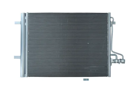 Радiатор кондицiонера FORD FOCUS 12-/KUGA 12-/TOURNEO 13-/TRANSIT 13- KAMOKA 7800079