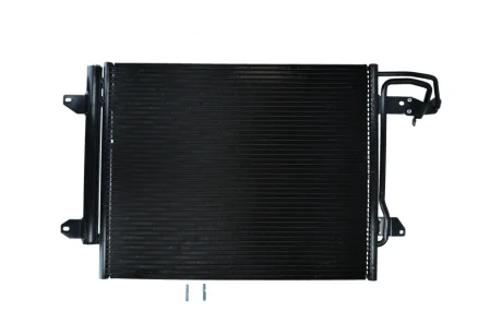 Радiатор кондицiонера з осушувачем VW CADDY 04-15/TOURAN 03-10 KAMOKA 7800147