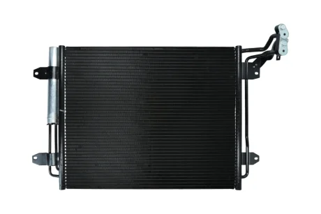 Радиатор кондиционера с осушителем VW TIGUAN 07-18 KAMOKA 7800235