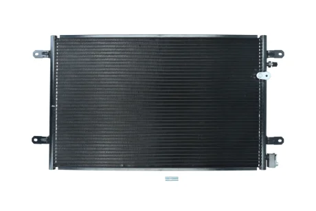 Радiатор кондицiонера AUDI A6 04-11 KAMOKA 7800240