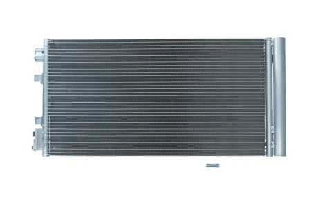 Радиатор кондиционера с осушителем RENAULT FLUENCE 10-/MEGANE 08-/SCENIC 08- KAMOKA 7800290