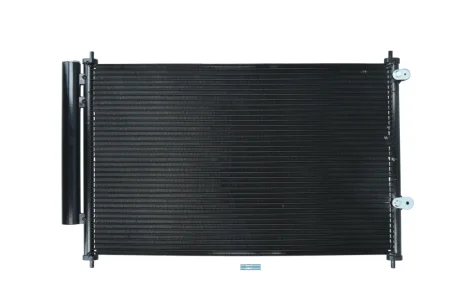 Радiатор кондицiонера TOYOTA AURIS 06-18/AVENSIS 08-18/COROLLA 06-/MATRIX 08- KAMOKA 7800305