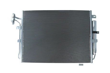 Радiатор кондицiонера LAND ROVER DISCOVERY 04-18/RANGE ROVER SPORT 05-13 KAMOKA 7800344