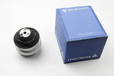 Опора/подушка двигателя резинометаллическая LEMFORDER 3871101