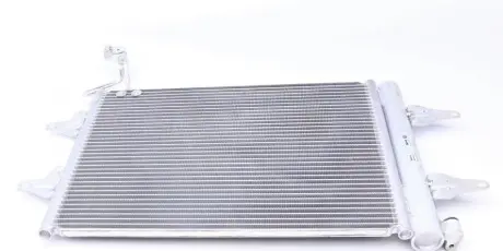 Радiатор кондицiонера SKODA FABIA MAHLE / KNECHT AC 359 000S