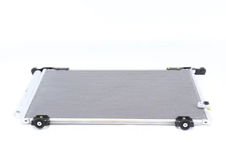 Радиатор кондиционера Avensis 2.0/2.4 03-08 MAHLE / KNECHT AC 823 000S