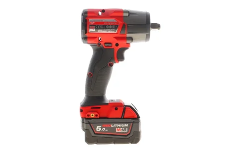 Гайковерт аккумуляторный 1/2"-M18 FMTIW2F12-502X 881 Нм 5Ah (2 АКБ и заряд. устройство) Milwaukee 4933478450