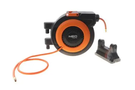 Шланг повітряний на котушці, композит, 9,5 мм x 15 м NEO TOOLS 10-700