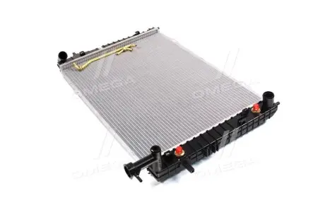 Радиатор охлаждения NISSENS 675015