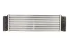 Радіатор інтеркулера NISSENS 96526 (фото 2)