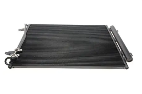 Радіатор кондиціонера VW Passat CC 13- NRF 35613