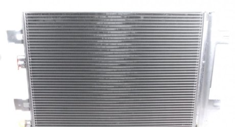 Радіатор кондиціонера logan i / sandero i RENAULT 921007794R