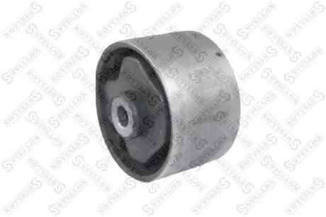Сайлентблок передней балки Skoda Felicia 1.3/1.6/19D 97-02 STELLOX 77-01001-SX