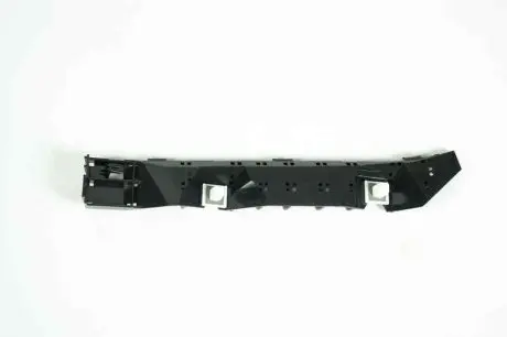 Кронштейн бампера правый SUBARU 57717FG002