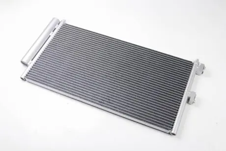 Радіатор кондиціонера THERMOTEC KTT110191