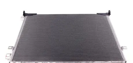 Радіатор кондиціонера Valeo 814172