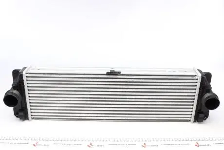 Інтеркулер Valeo 818341