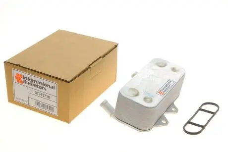 Радиатор масляный Van Wezel 37013710