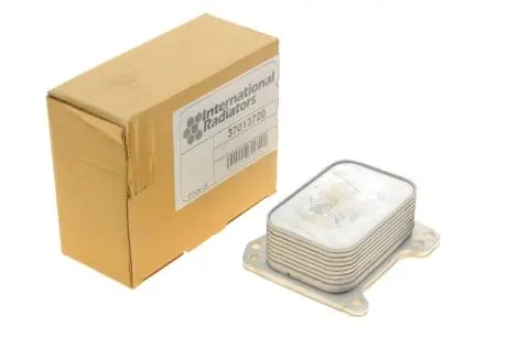 Радіатор масляний Van Wezel 37013720
